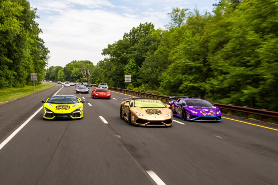 Five Star Exotic Cars organized group drive